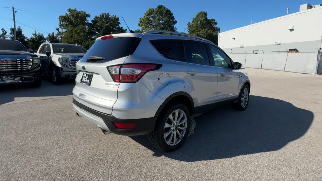 Used 2018 Ford Escape Titanium FWD image 9