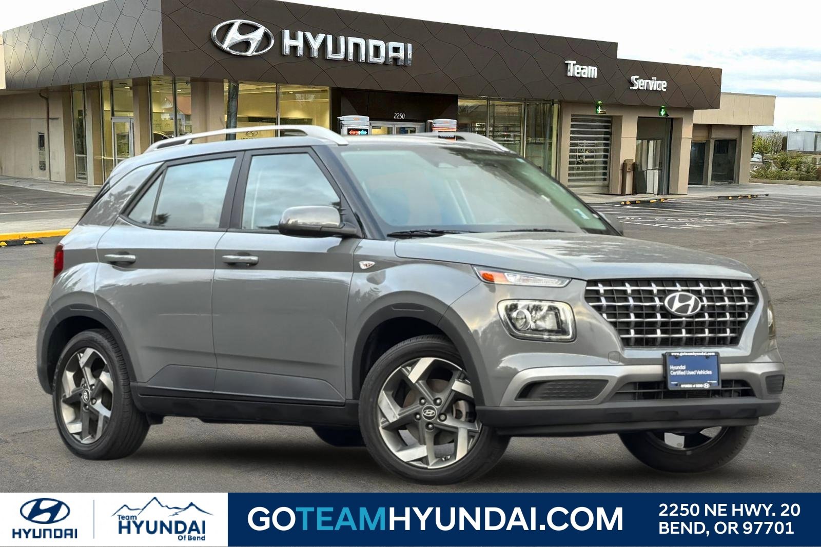 Certified 2023 Hyundai Venue SEL image 1