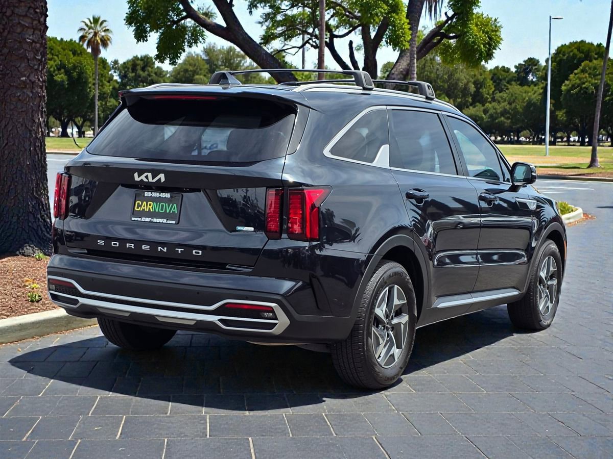 Used 2022 Kia Sorento S FWD image 7