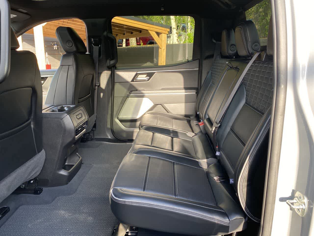 Used 2024 GMC Sierra EV Denali AWD/4WD image 16