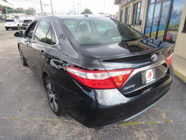 Used 2015 Toyota Camry XSE FWD image 8