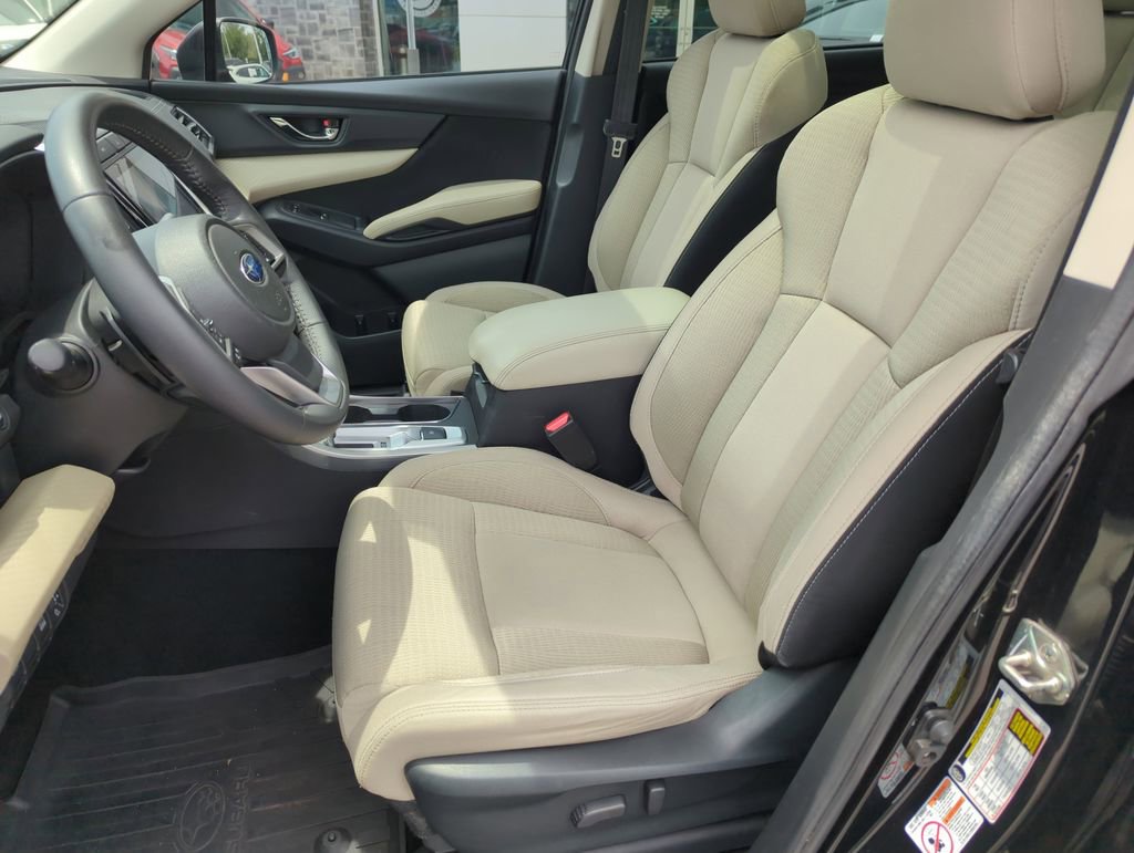 Used 2019 Subaru Ascent Premium w/ Popular Package #2 AWD/4WD image 12