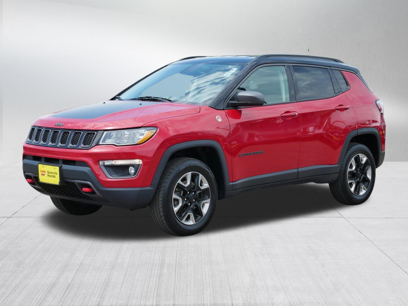 Used 2018 Jeep Compass Trailhawk AWD/4WD image 3