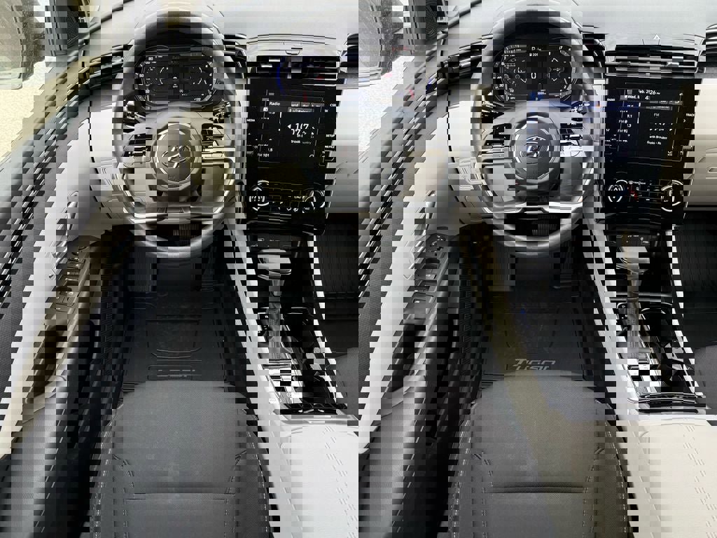 Used 2023 Hyundai Tucson SEL image 16