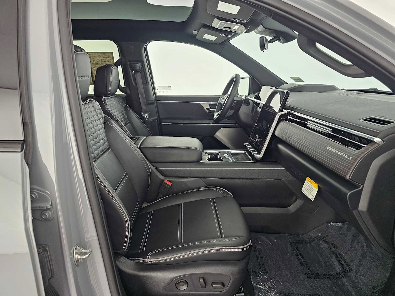 Used 2024 GMC Sierra EV Denali image 10