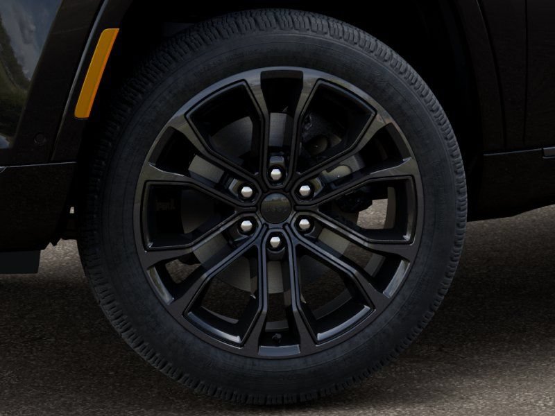 New 2026 Jeep Grand Wagoneer L Summit AWD/4WD image 8