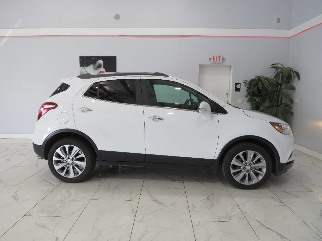 Used 2017 Buick Encore Preferred FWD image 3