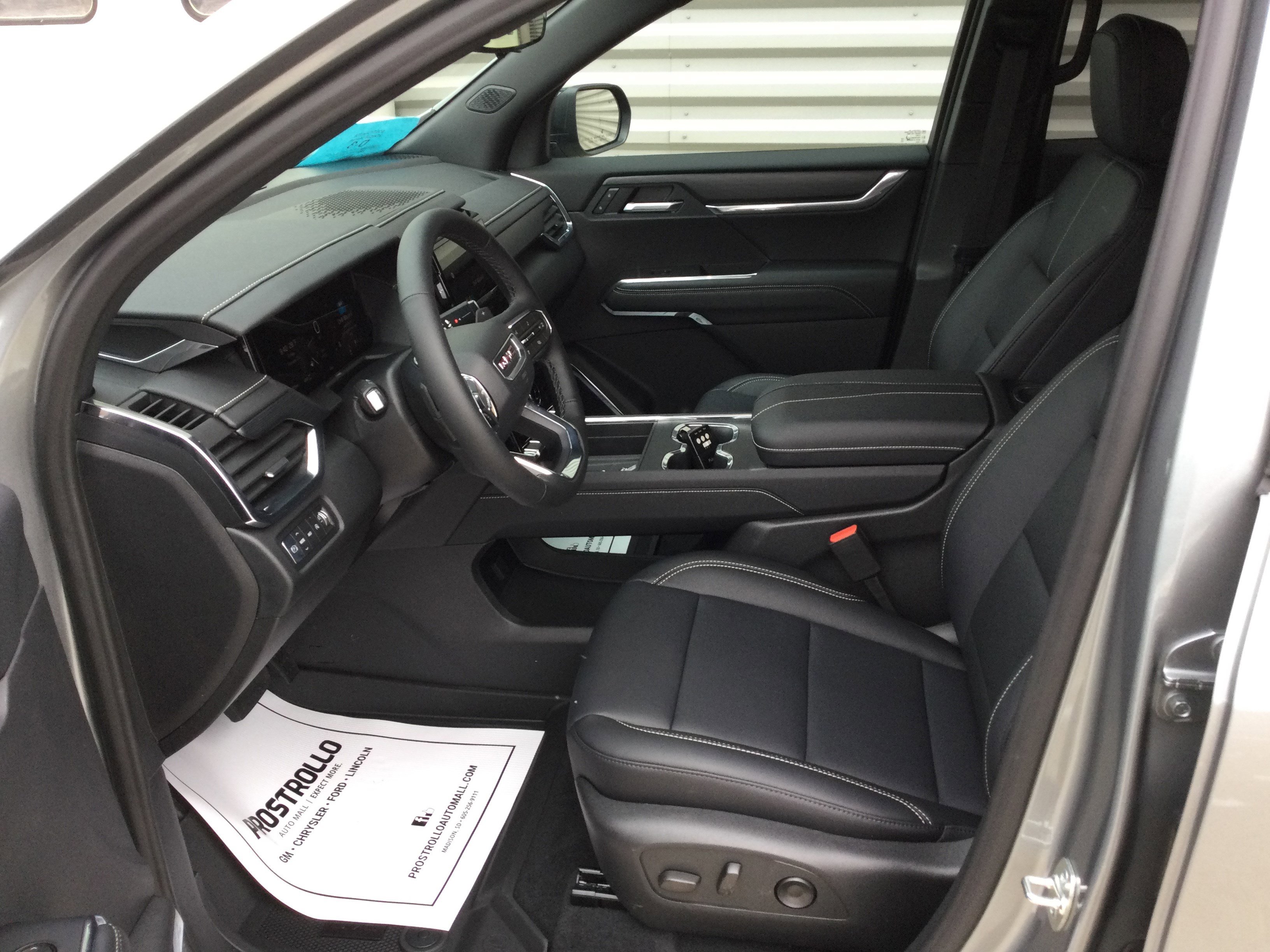 New 2026 GMC Acadia Elevation w/ Black Edition image 7