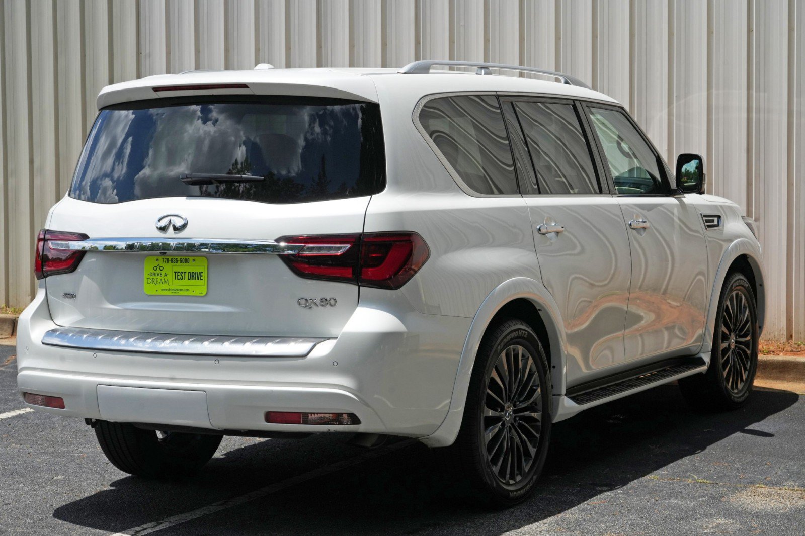 Used 2024 INFINITI QX80 Sensory w/ Cargo Package AWD/4WD image 56