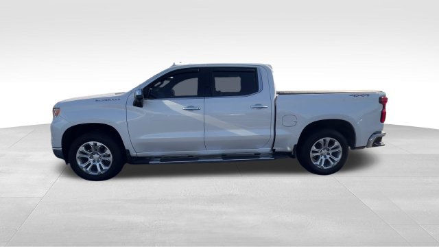 Used 2023 Chevrolet Silverado 1500 LTZ w/ LTZ Premium Package AWD/4WD image 3