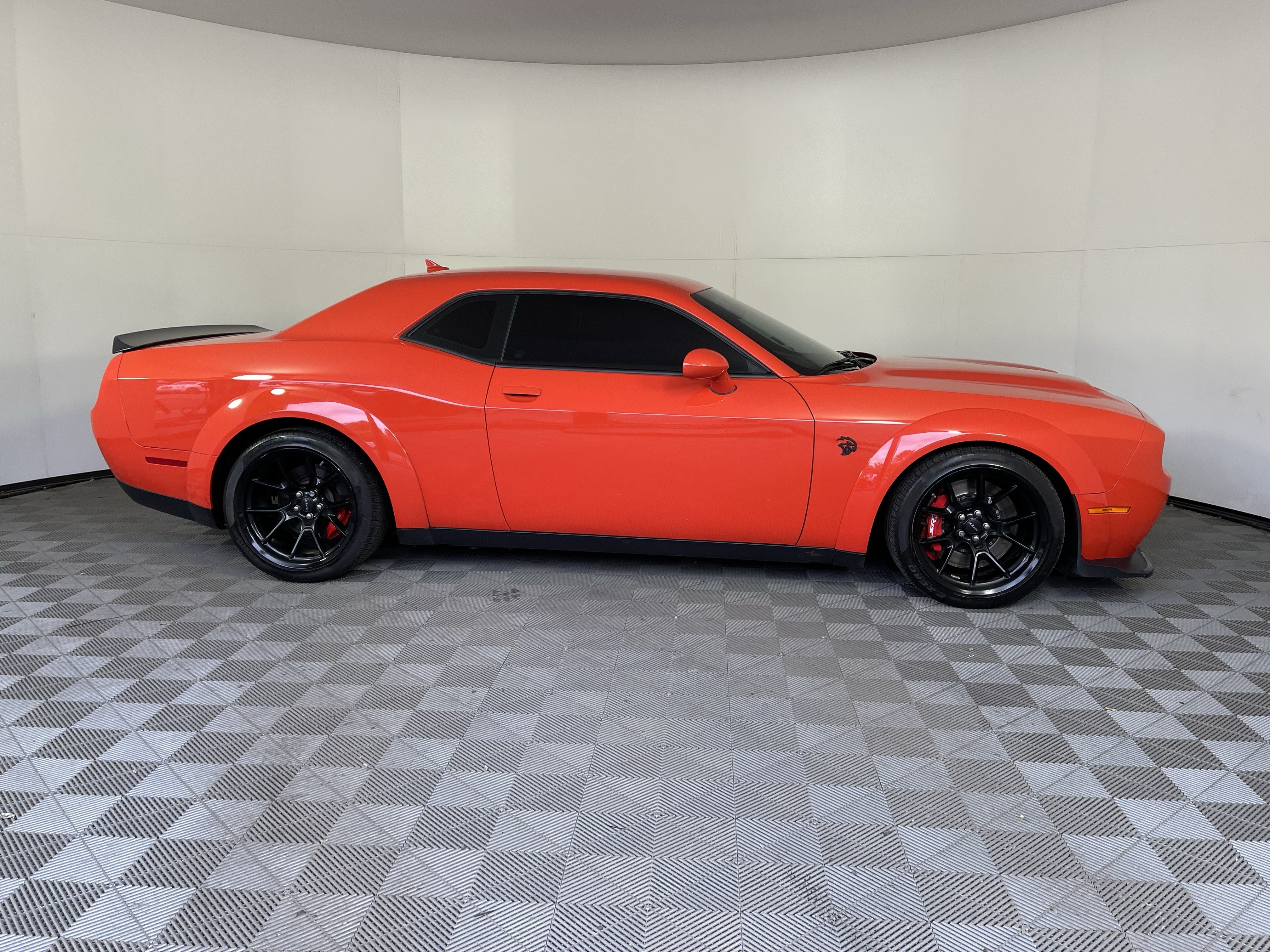 Used 2022 Dodge Challenger SRT Hellcat Redeye RWD image 6