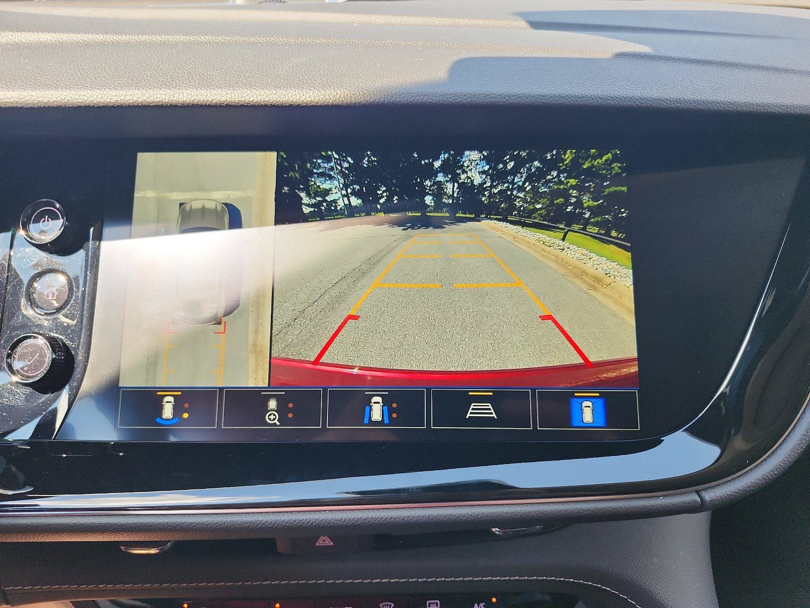 Certified 2023 Buick Envision Avenir AWD/4WD image 19