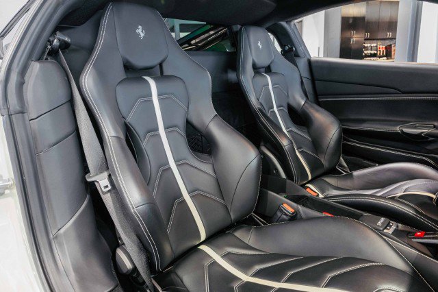 Used 2016 Ferrari 488 GTB - FACTORY TWO TONE PAINT - CAR image 16