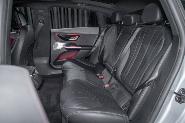 Certified 2023 Mercedes-Benz EQE 500 4MATIC Sedan image 12