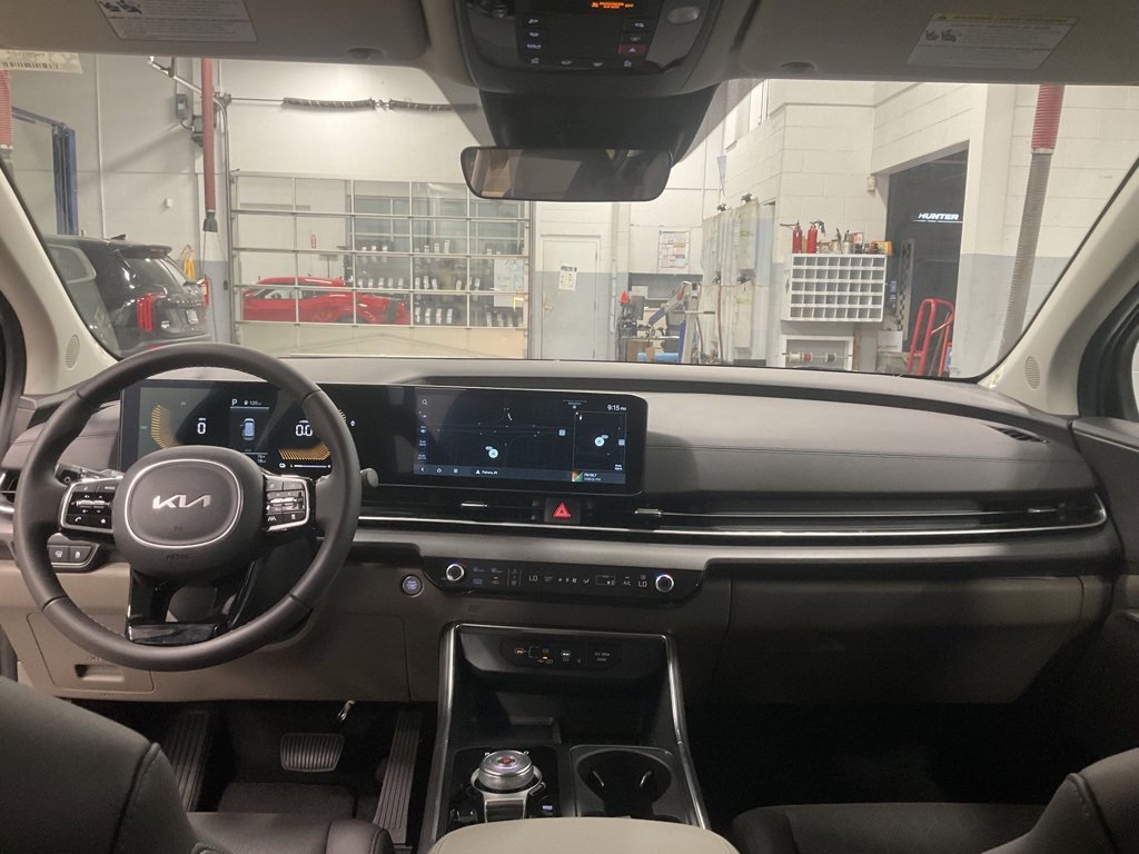 New 2026 Kia Carnival EX image 26