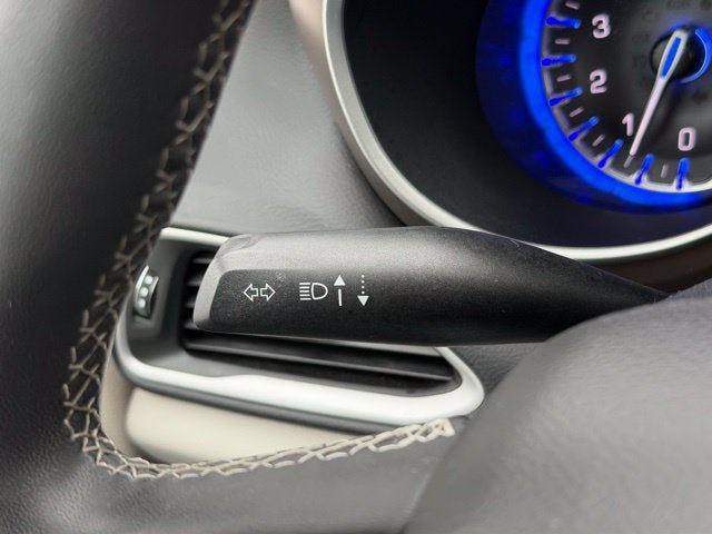 Certified 2023 Chrysler Voyager LX FWD image 18