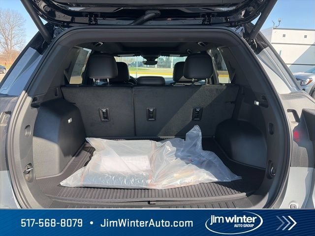 New 2026 GMC Terrain AT4 w/ Convenience Package III AWD/4WD image 18