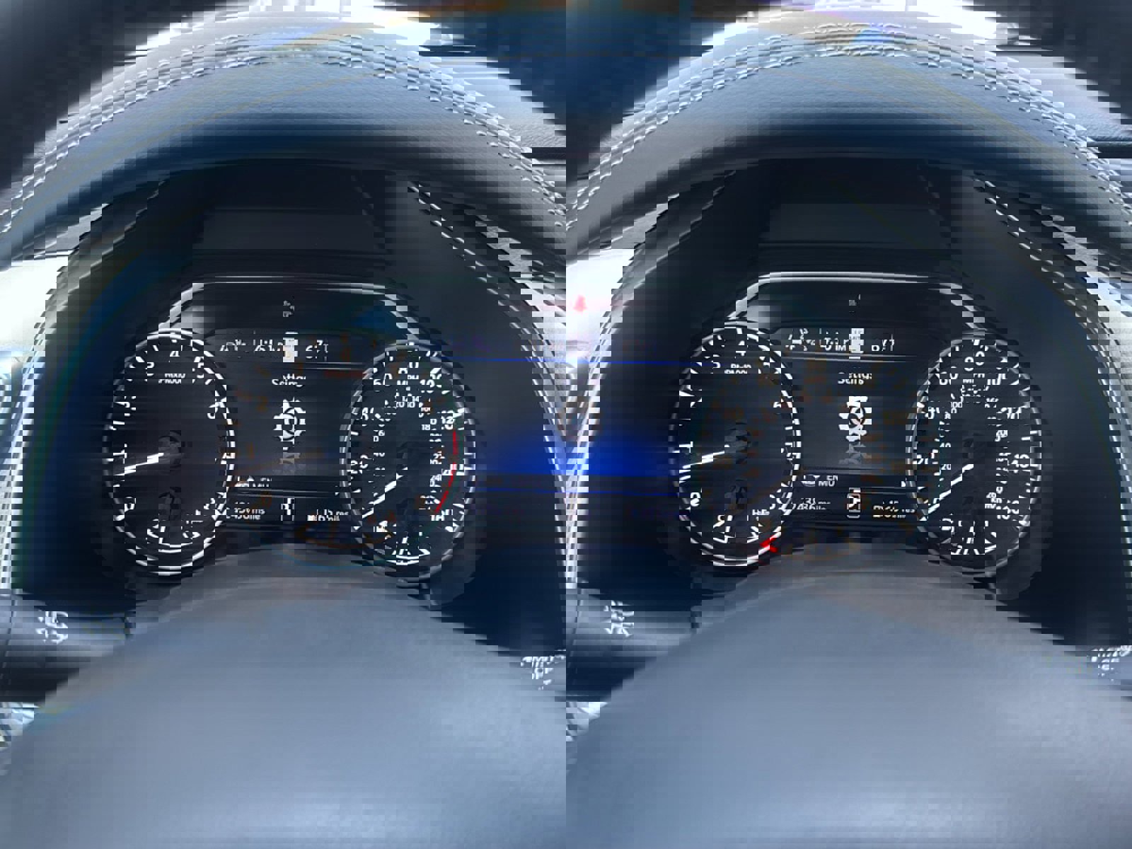 Used 2023 Nissan Murano Platinum w/ Cargo Package image 30