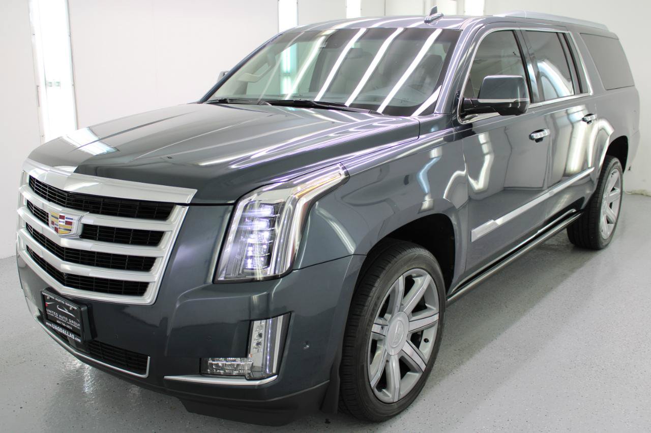 Used 2019 Cadillac Escalade ESV Premium Luxury AWD/4WD image 4