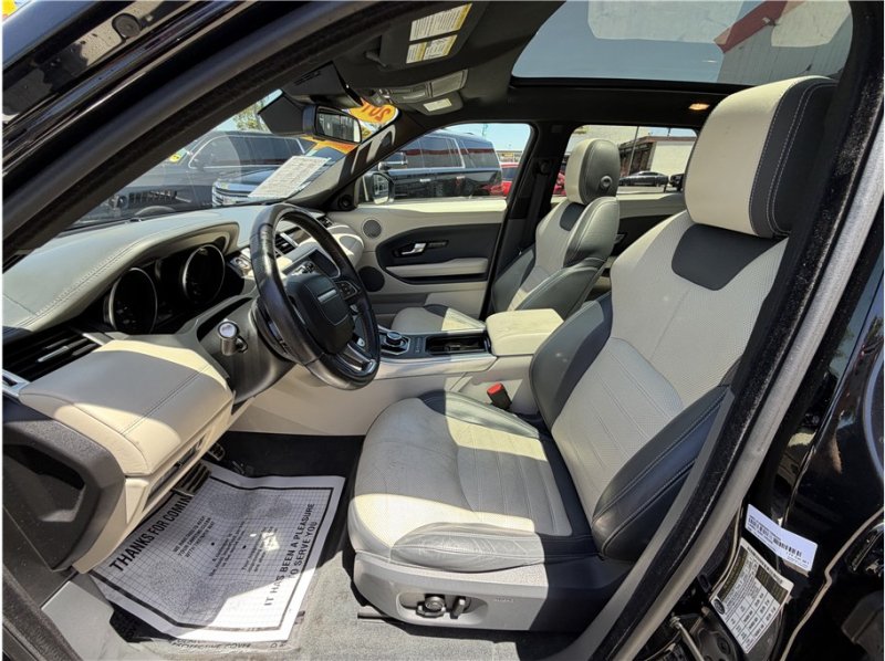 Used 2018 Land Rover Range Rover Evoque HSE Dynamic AWD/4WD image 18