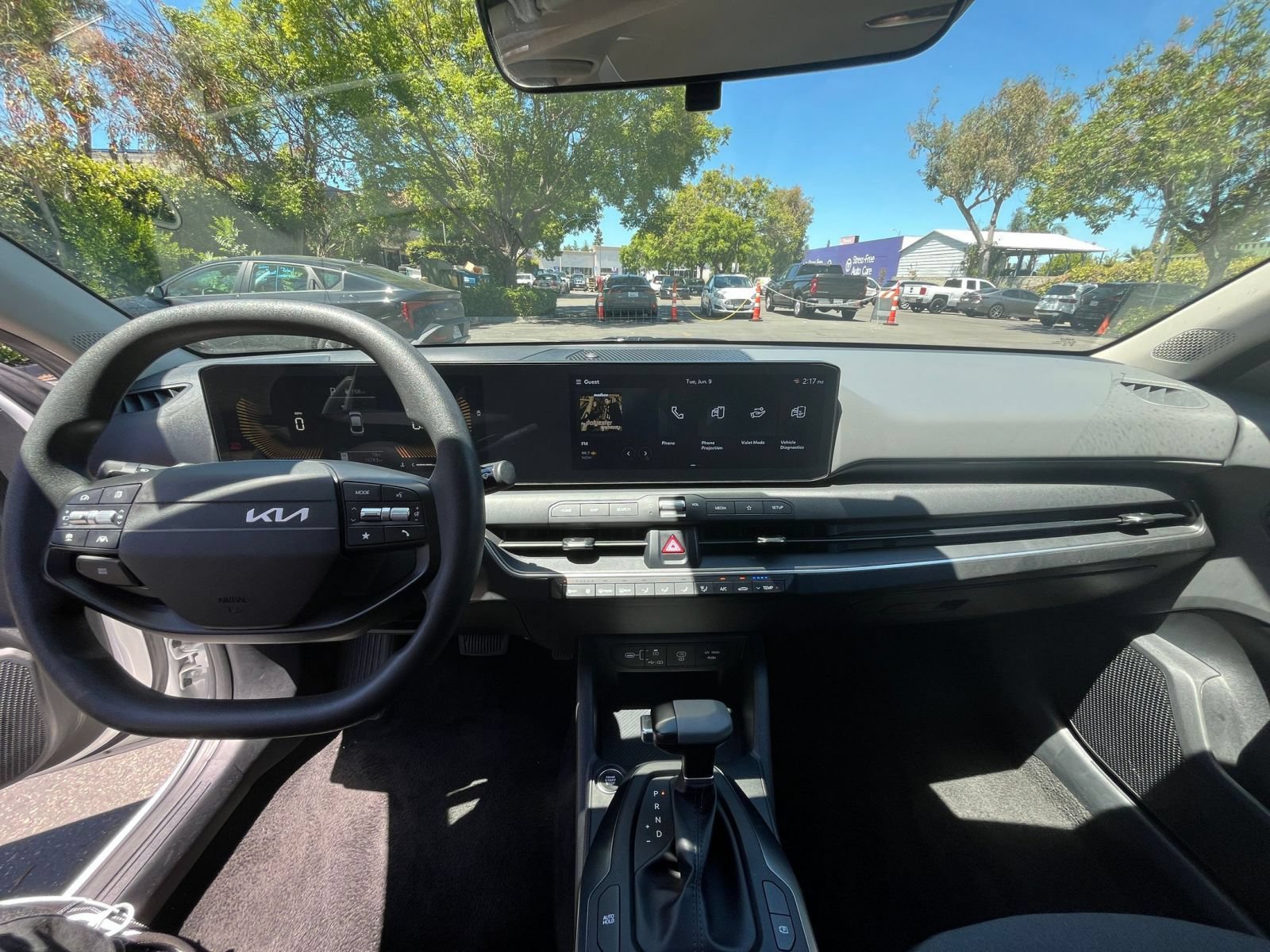 Used 2025 Kia K4 FWD image 32