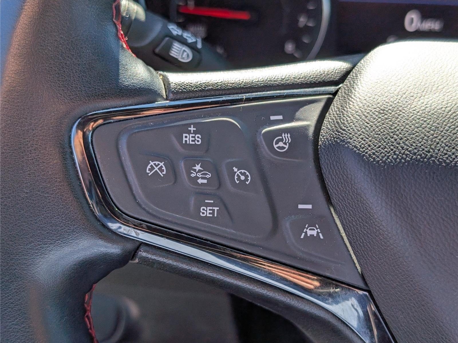 Used 2023 Chevrolet Equinox RS AWD/4WD image 21