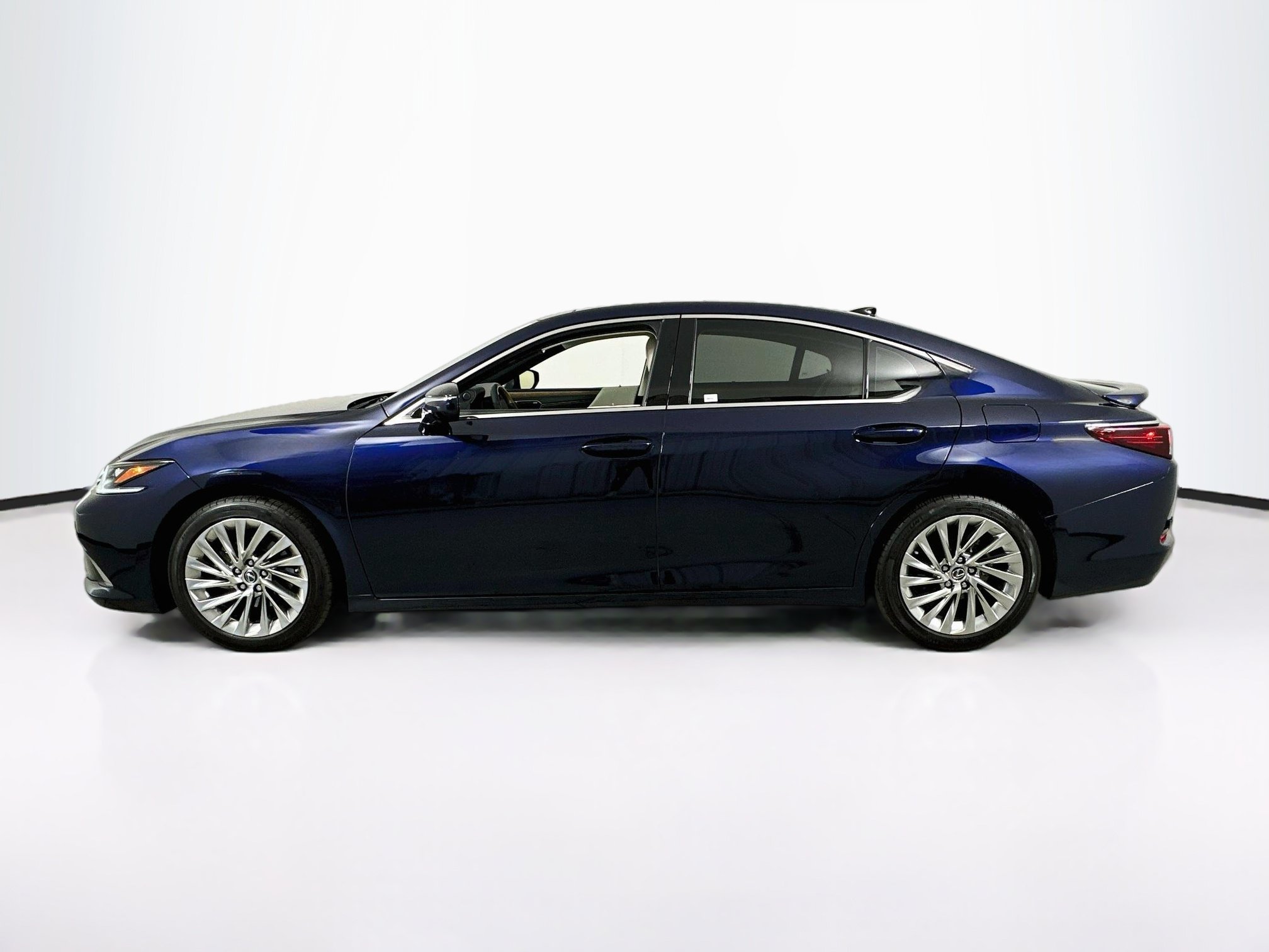 Used 2023 Lexus ES 350 Ultra Luxury w/ Accessory Package (Z1) FWD image 8