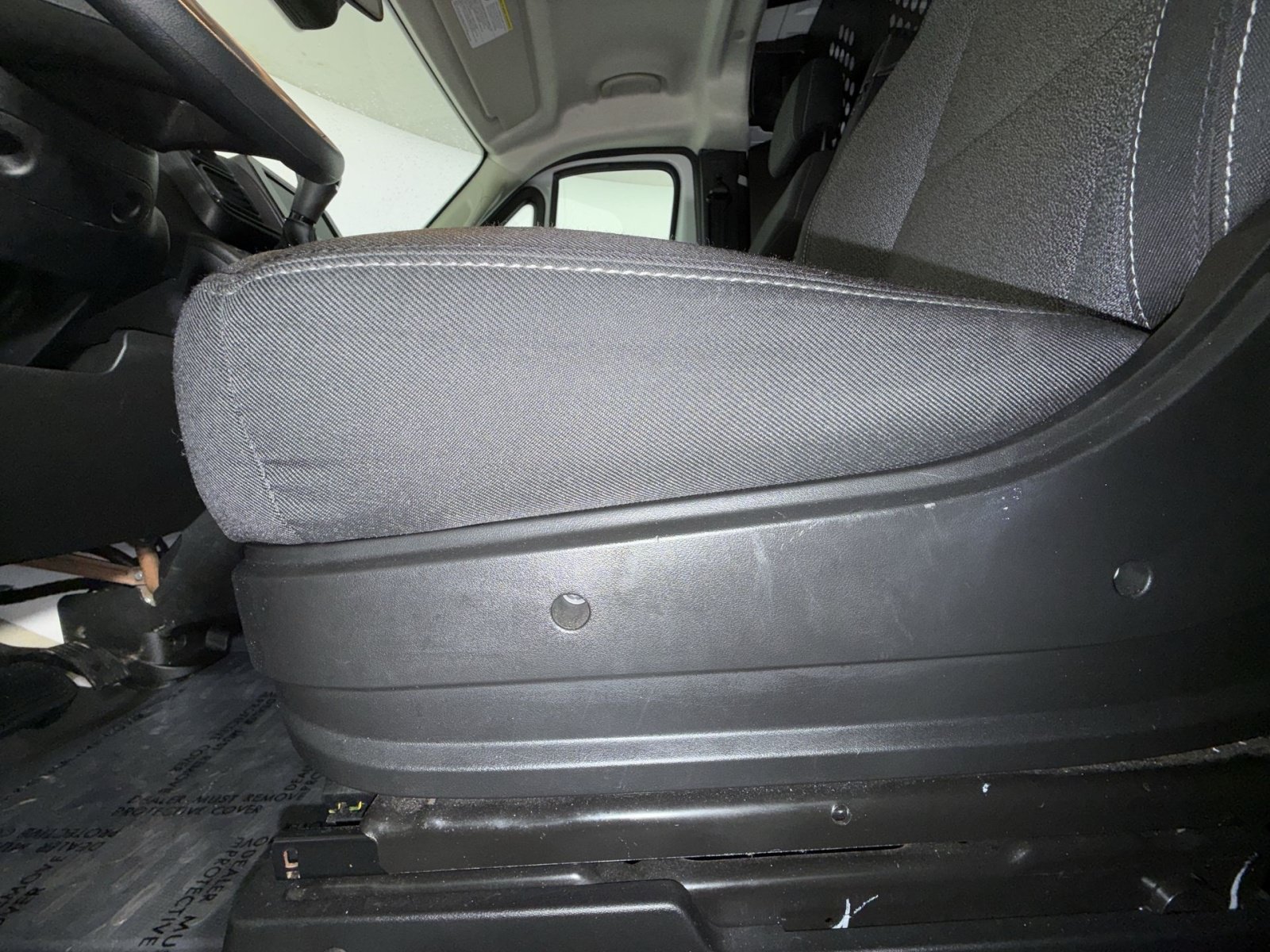 Used 2025 RAM ProMaster 2500 w/ U-Haul Equipment Group FWD image 14