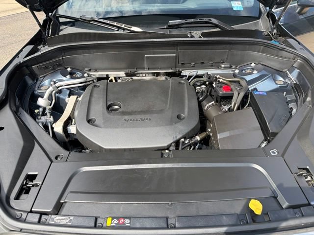 Used 2023 Volvo XC90 B6 Plus w/ Protection Package Premier AWD/4WD image 12