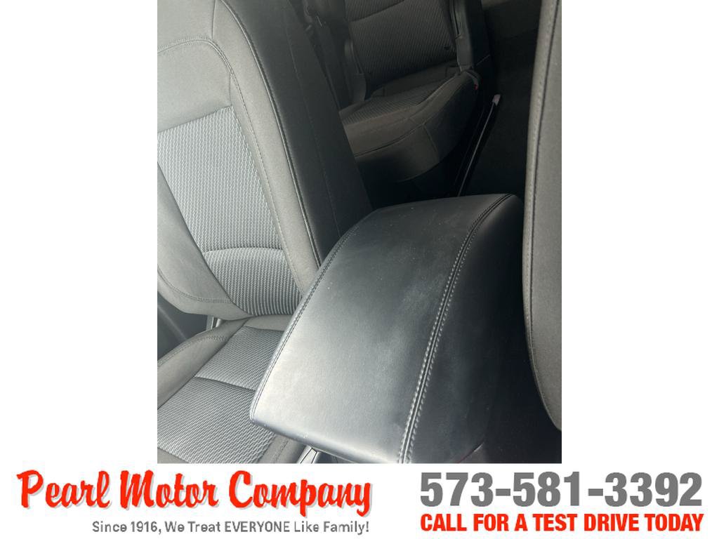 Used 2022 Ford Explorer XLT w/ Class IV Trailer Tow Package AWD/4WD image 19