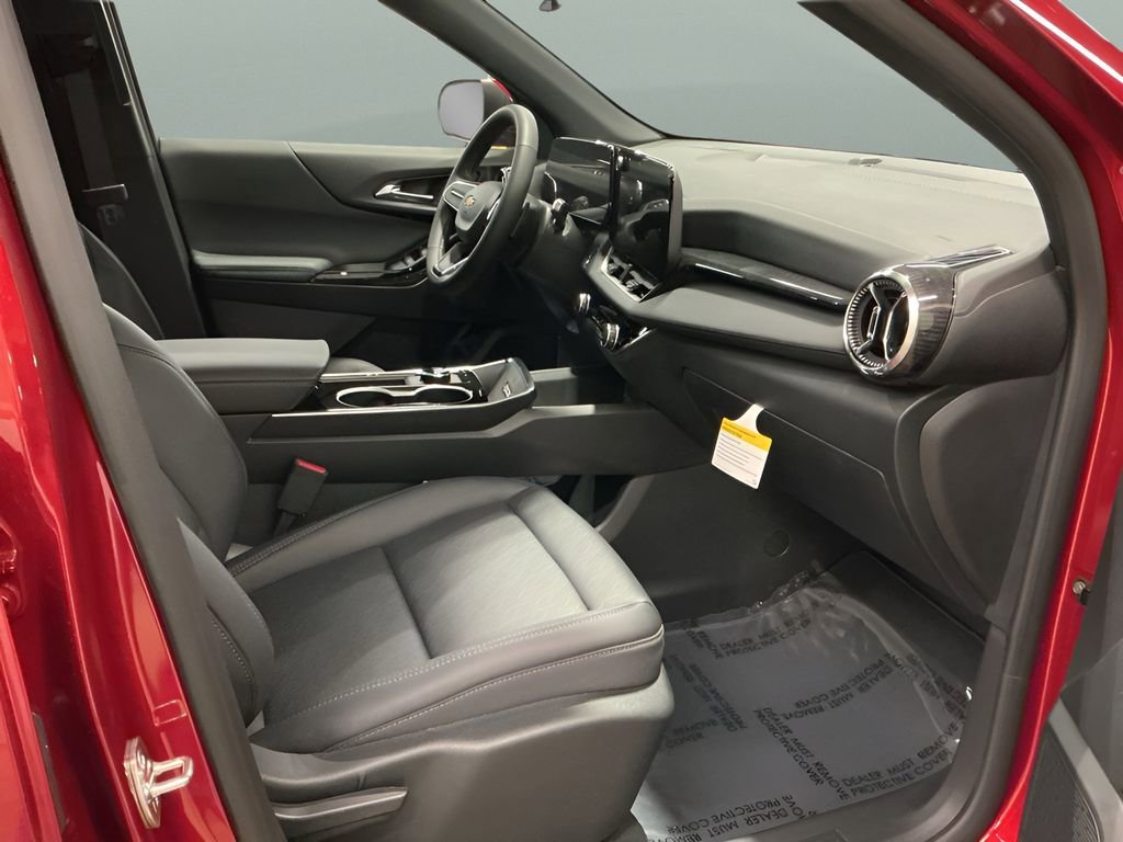 New 2026 Chevrolet Equinox LT w/ Convenience Package II image 30