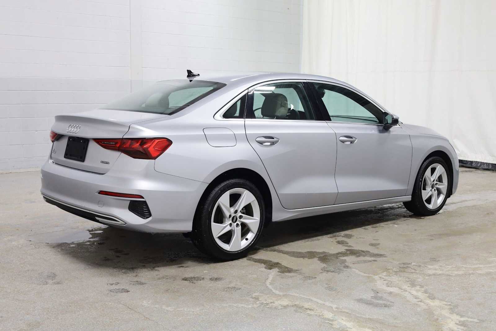 Used 2022 Audi A3 2.0T Premium image 9