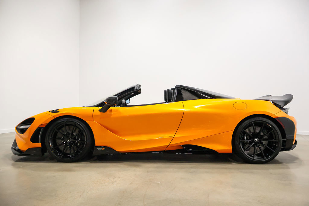 Used 2022 McLaren 765LT image 18