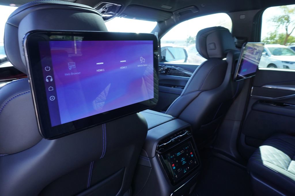 New 2026 Cadillac Escalade IQ Luxury 1 image 10