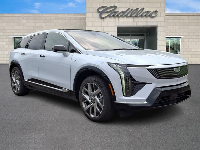 New 2027 Cadillac Optiq Luxury w/ LPO, Floor Liner Package AWD/4WD image 2