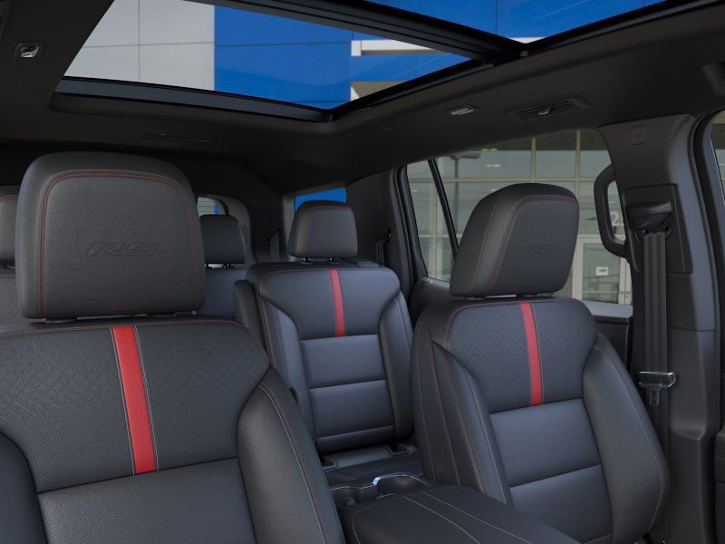 New 2026 Chevrolet Traverse RS image 25