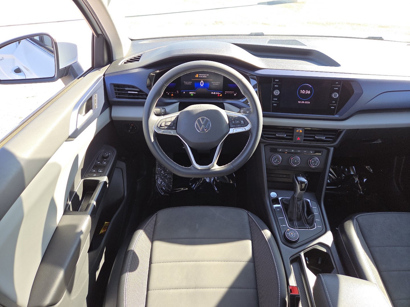 Used 2022 Volkswagen Taos SE FWD image 23