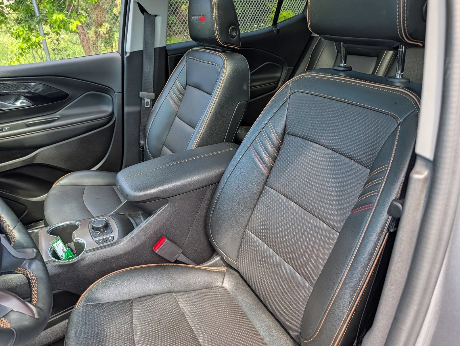 Used 2024 GMC Terrain AT4 w/ LPO, Floor Liner Package AWD/4WD image 25