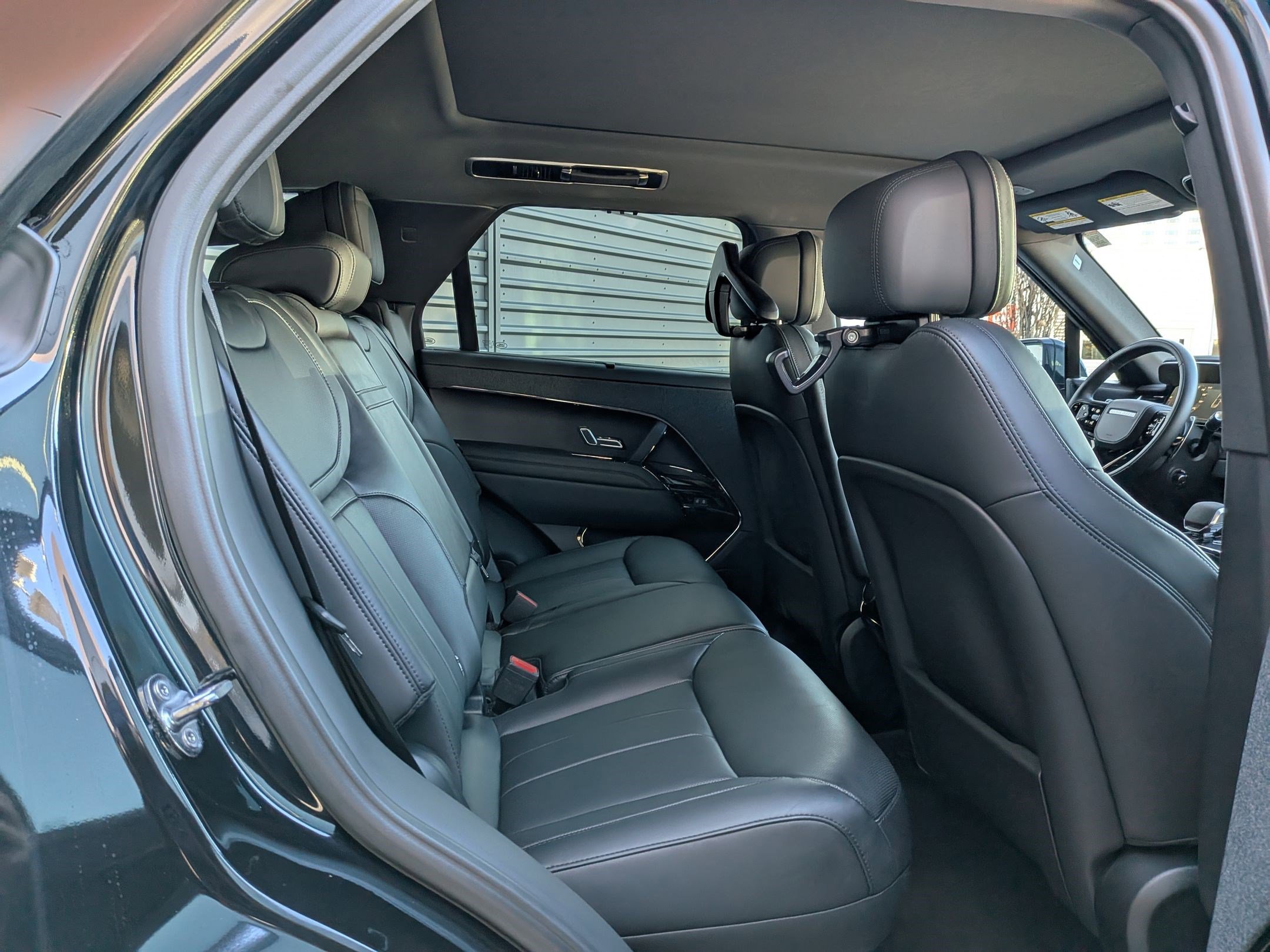 Used 2025 Land Rover Range Rover Sport Dynamic SE image 31