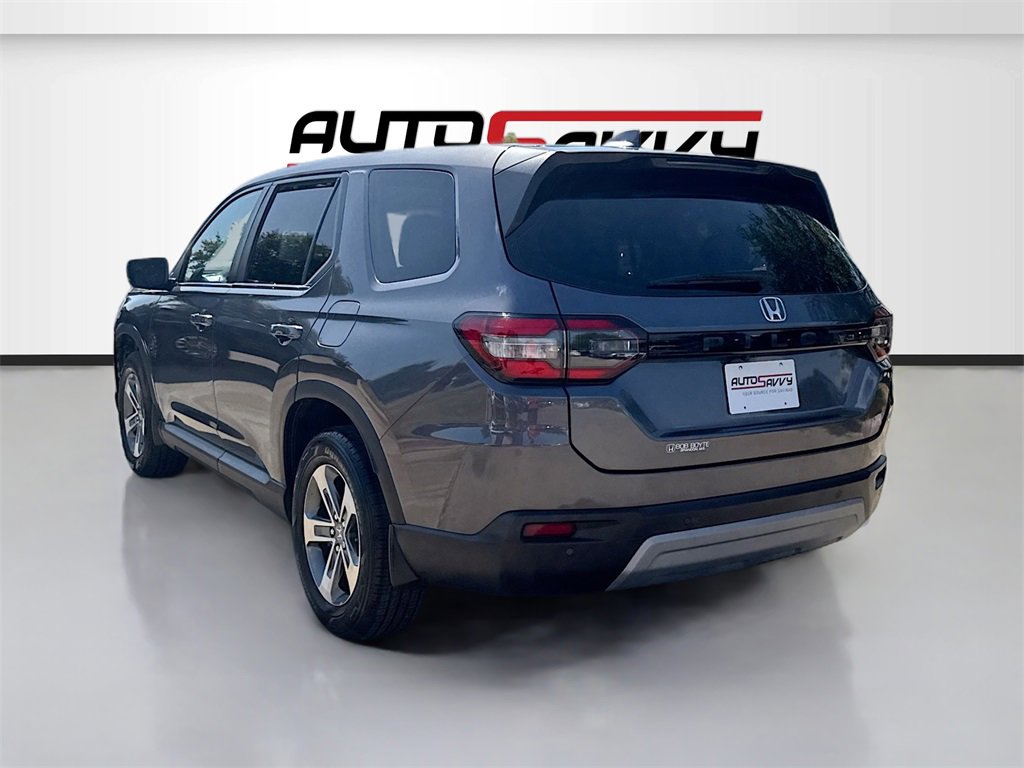 Used 2025 Honda Pilot EX-L image 5
