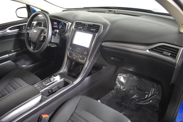 Used 2020 Ford Fusion SE FWD image 36