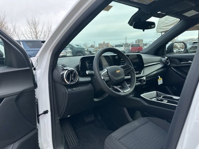 New 2026 Chevrolet Equinox LT image 12