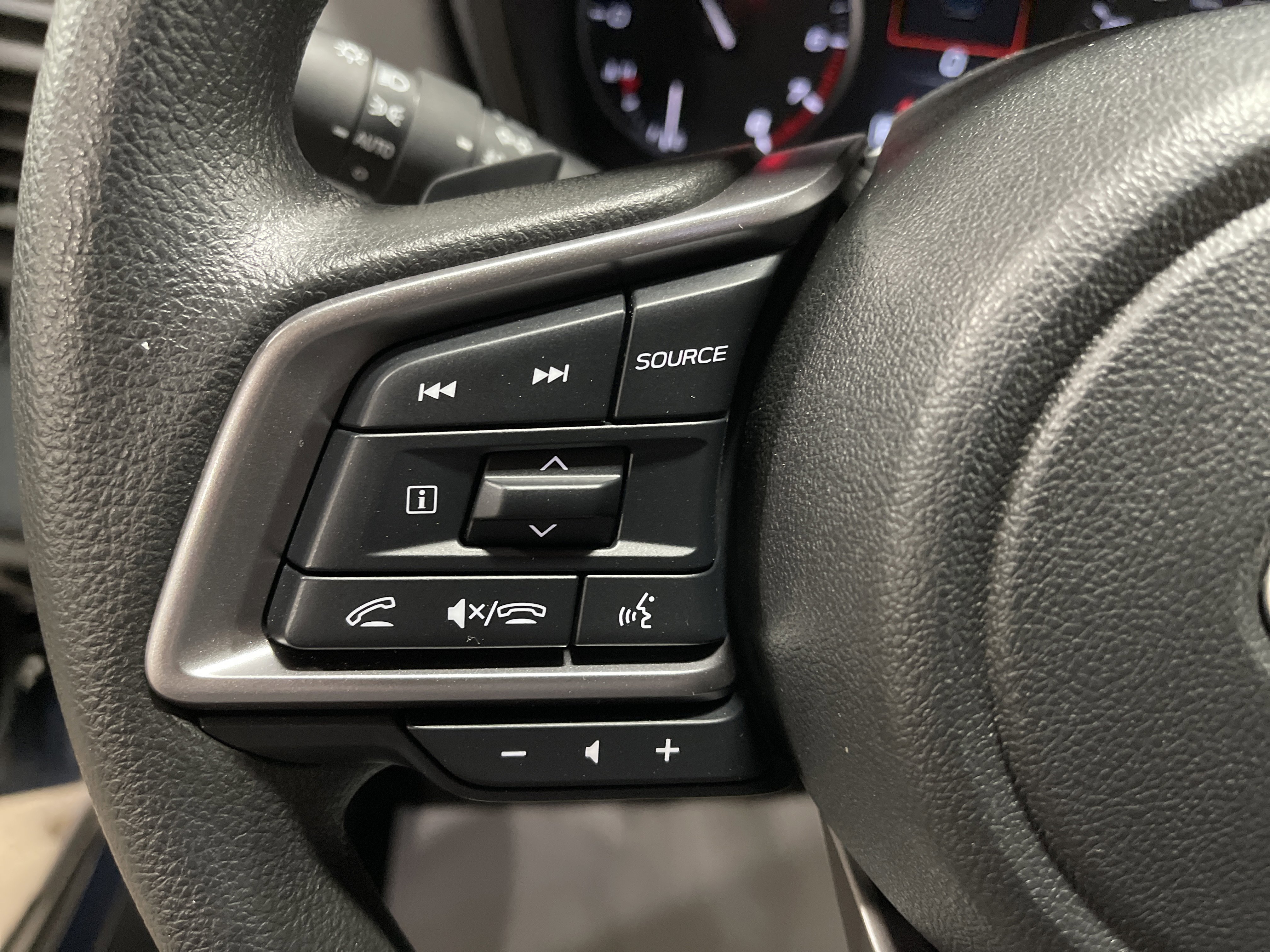 Used 2023 Subaru Outback 2.5i image 17