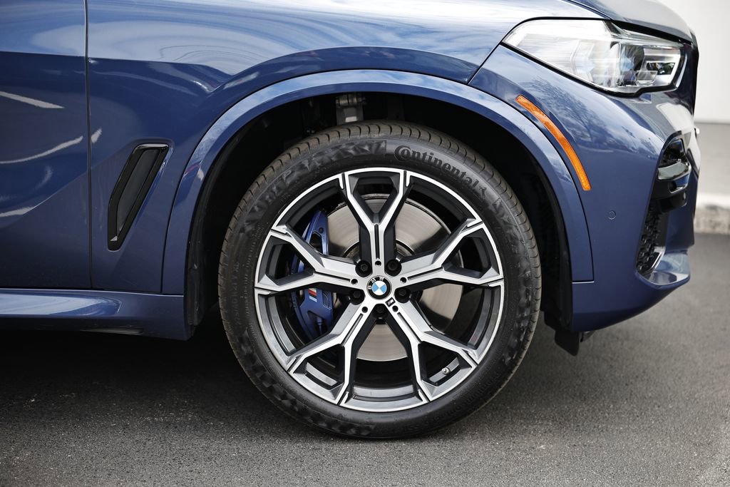 Used 2023 BMW X5 M50i w/ Executive Package image 5