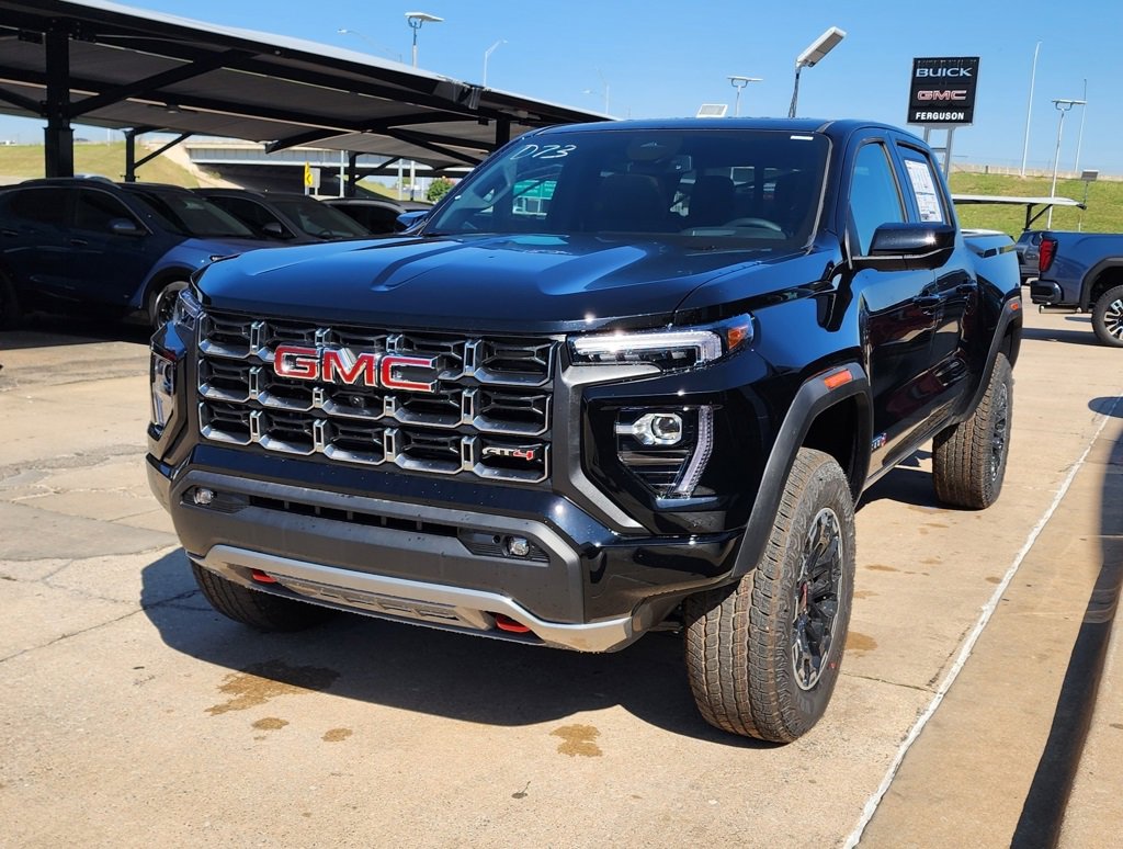 New 2026 GMC Canyon AT4 w/ Technology Plus Package image 8