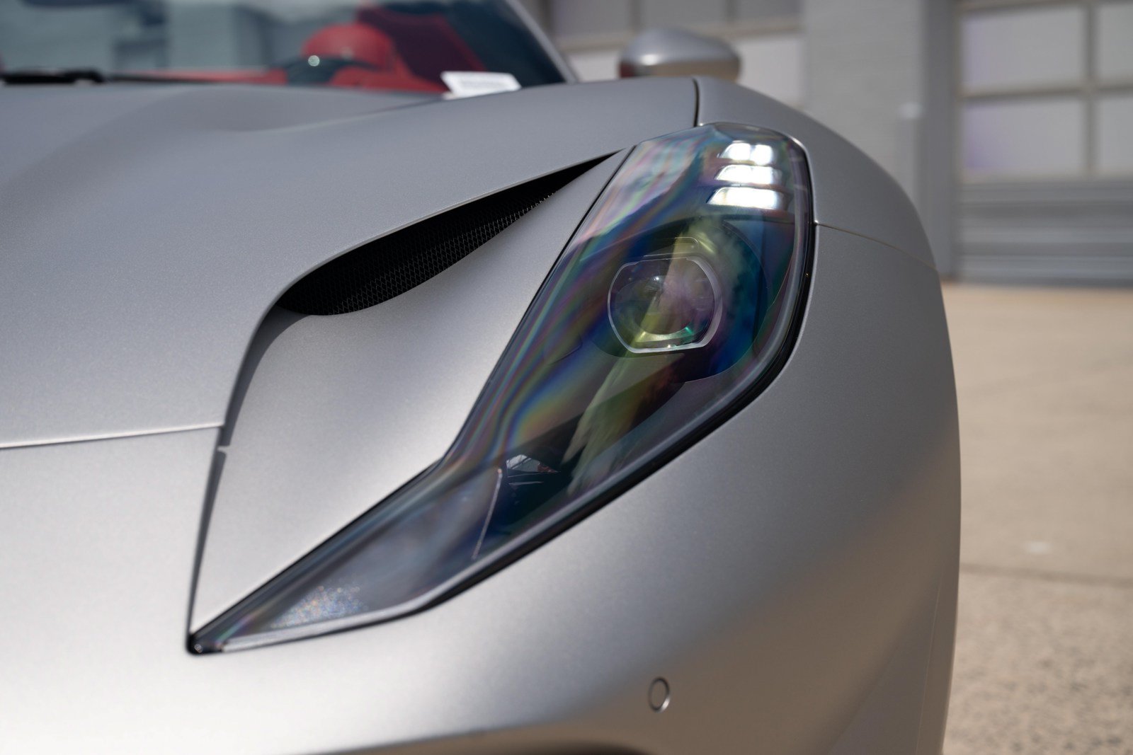 Used 2022 Ferrari 812 GTS RWD image 12