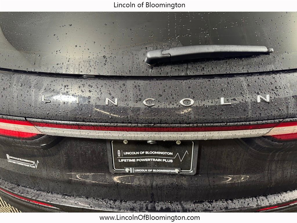 New 2025 Lincoln Corsair Reserve w/ Equipment Group 202A image 15