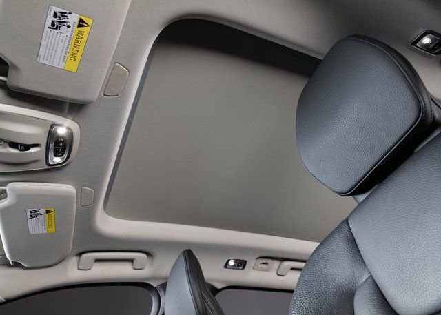 Used 2019 Volvo XC90 T5 Momentum w/ Multimedia Package image 25