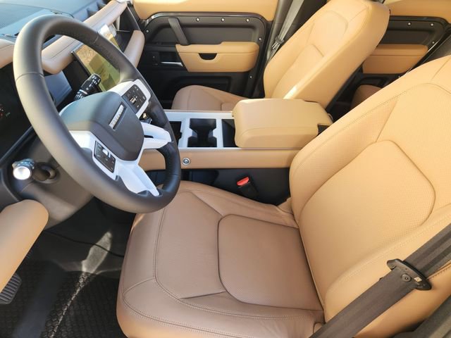 Used 2026 Land Rover Defender 110 S image 9