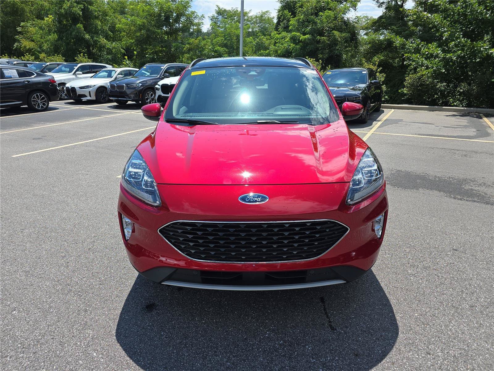 Used 2020 Ford Escape Titanium AWD/4WD image 8